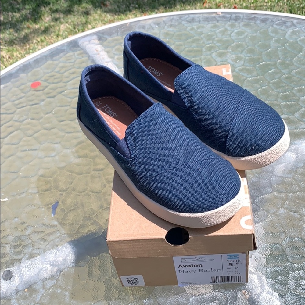 Toms